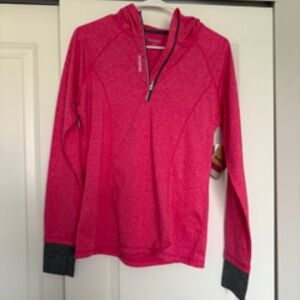 *NEW WITH TAGS* Reebok Pink Hooded Quarter Zip - Size M